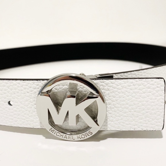 MICHAEL Michael Kors White Black Reversible Leather Belt Silver Buckle NWT - Picture 5 of 10